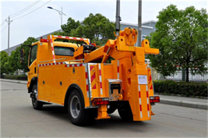 海晏高速路拖车费